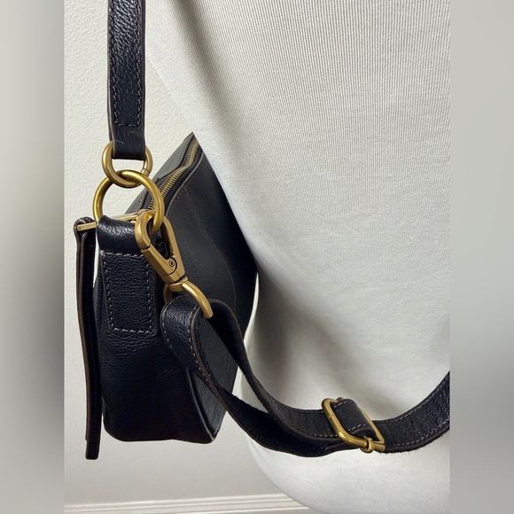 Fossil Black Leather Cross body Bag Purse - Picture 14 of 16